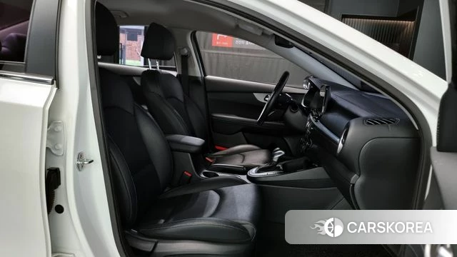 Kia Come New K3 id 3814261 из Кореи 20