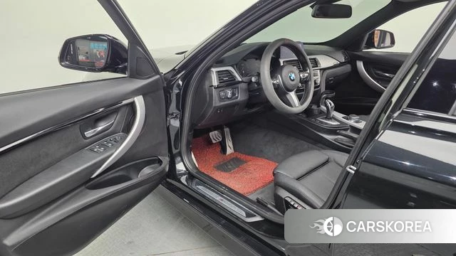 BMW 3 Series (F30) id 3814607 из Кореи 20