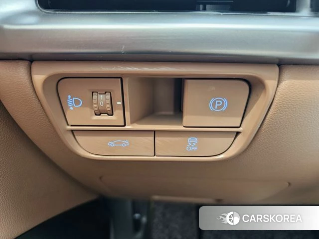 Hyundai Grandeur (GN7) id 3863979 из Кореи 18