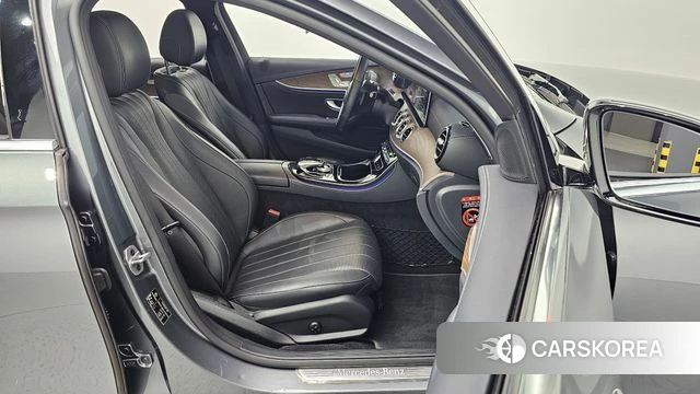 Mercedes-Benz E-Class W213 id 4496679 из Кореи 32