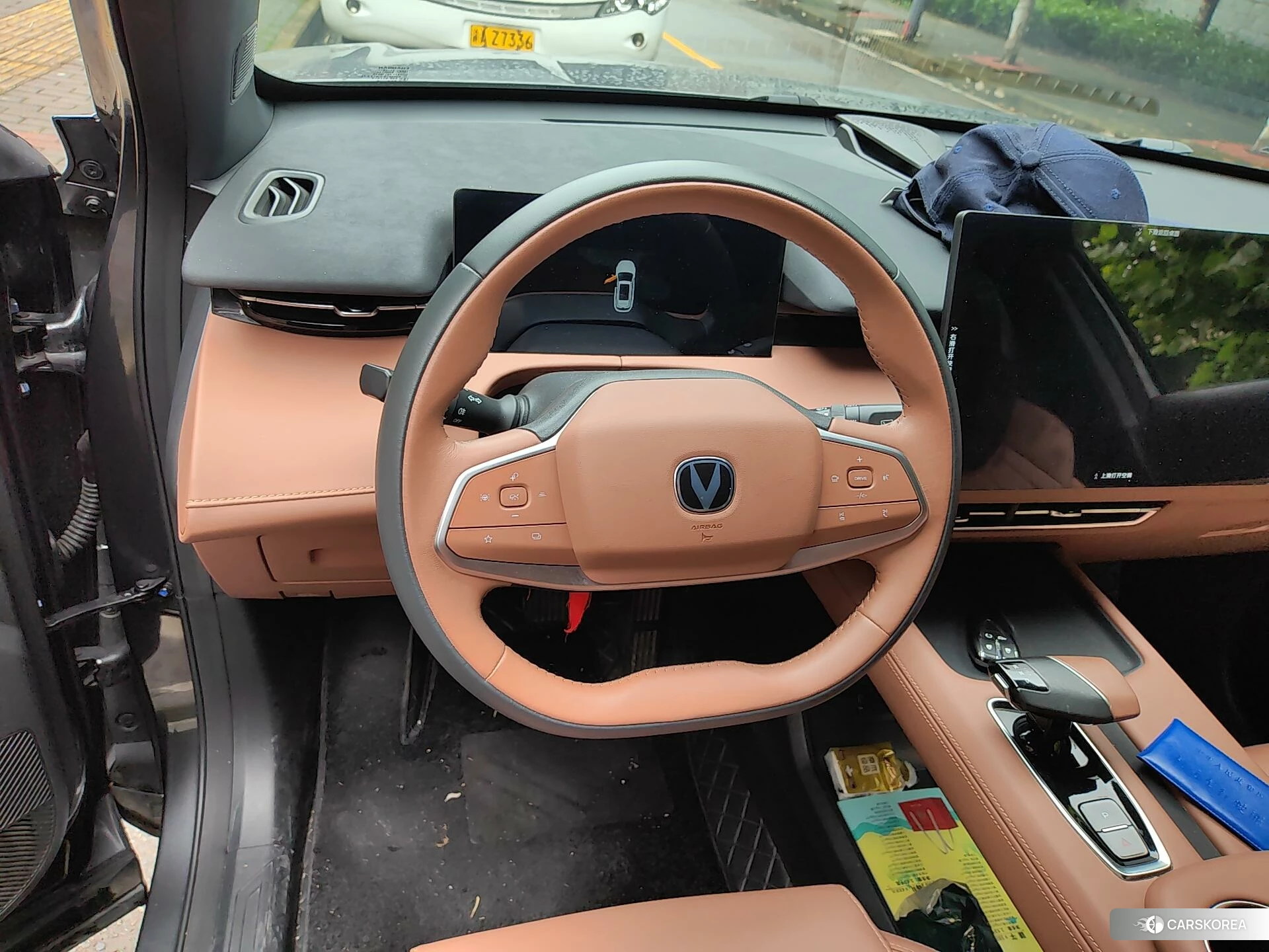 Chang'an UNI-Z PHEV id 4512664 из Китая 21