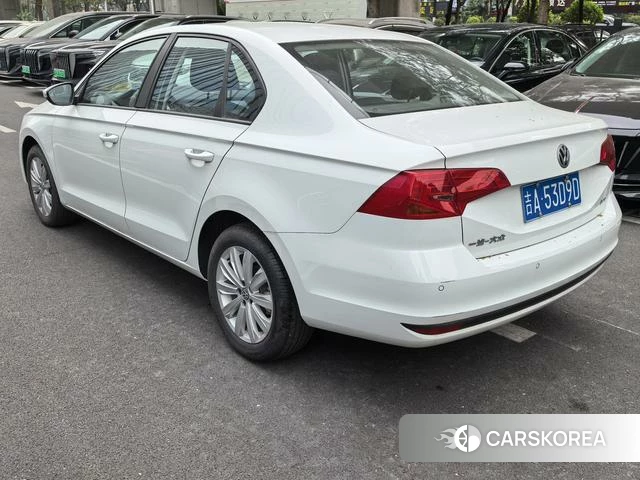 Volkswagen Bora id 4261484 из Китая 14
