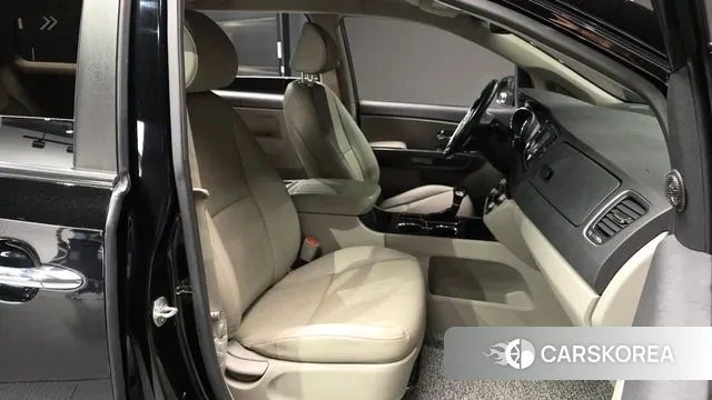 Kia The New Carnival id 3778954 из Кореи 20