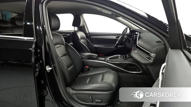 Hyundai The New Grandeur IG id 3787844 из Кореи 20