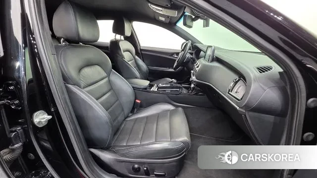 Kia Stinger id 3779284 из Кореи 20