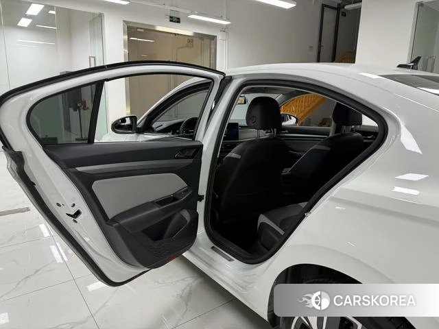 Volkswagen Bora id 4273909 из Китая 19