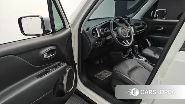 Jeep Renegade id 4880663 из Кореи 34