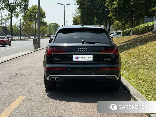 Audi Q5L id 4265931 из Китая 13