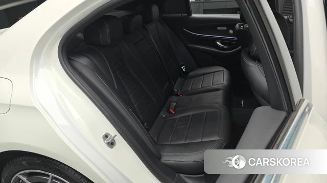 Mercedes-Benz E-Class W213 id 4618120 из Кореи 33
