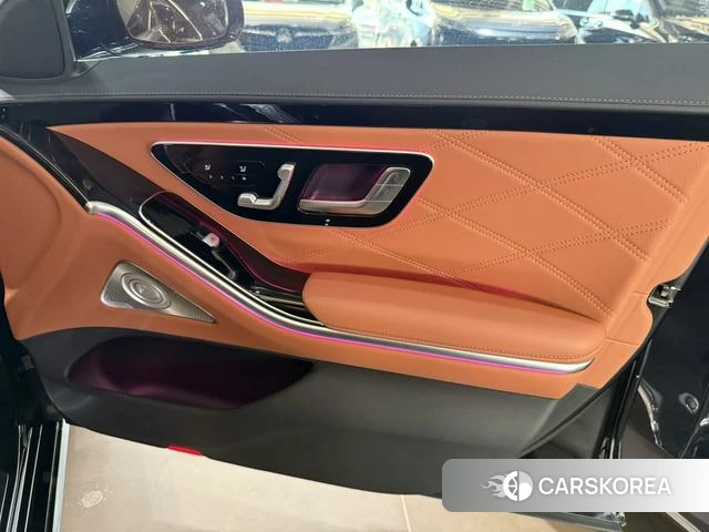 Mercedes-Benz Maybach S-class id 4253447 из Китая 17