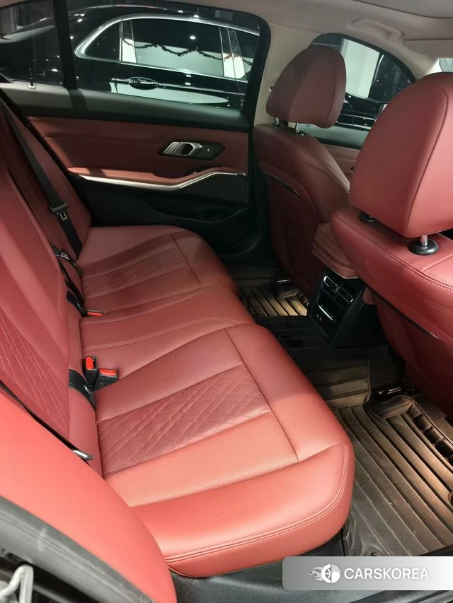 BMW 3 series id 4273452 из Китая 15