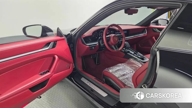 Porsche 911(992) id 4356105 из Кореи 20