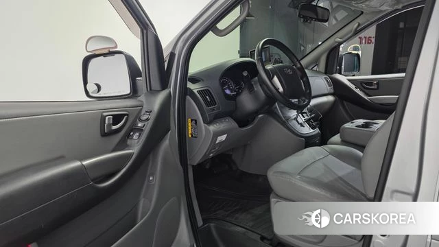 Hyundai The New Grand Starex id 4930227 из Кореи 20