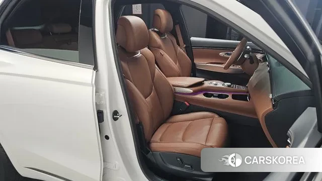 Genesis GV70 id 3043731 из Кореи 20