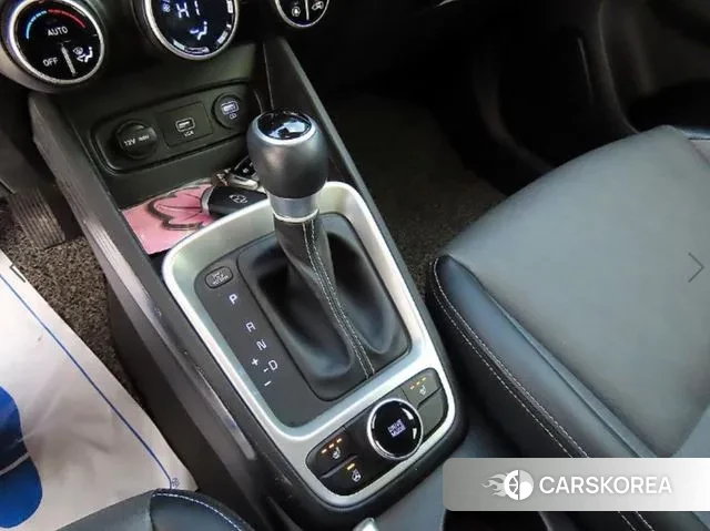 Hyundai Venue id 3459622 из Кореи 18