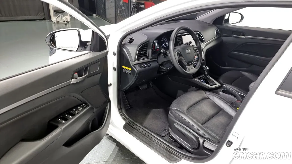 Hyundai Avante AD id 2065683 из Кореи 20