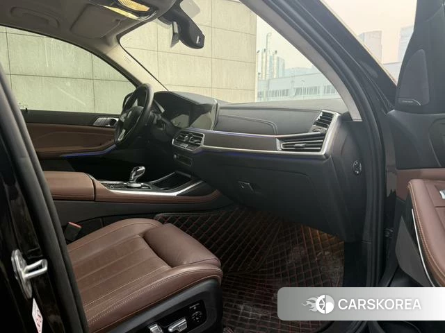 BMW X7 id 4256920 из Китая 17