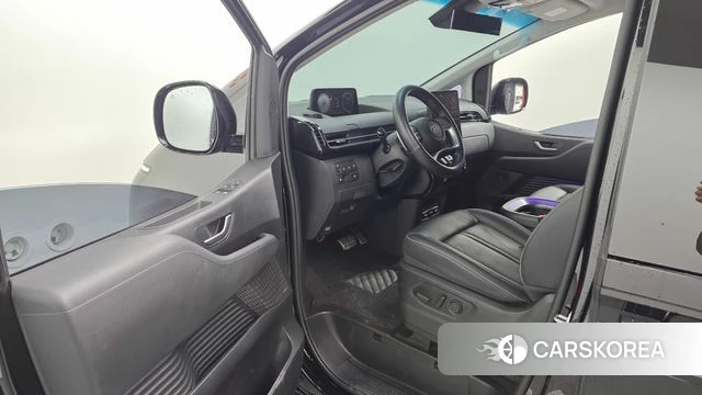 Hyundai Staria id 3963739 из Кореи 20