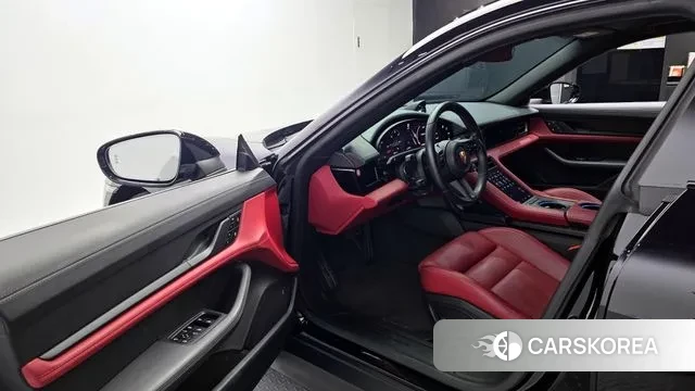 Porsche Taycan id 3576266 из Кореи 20