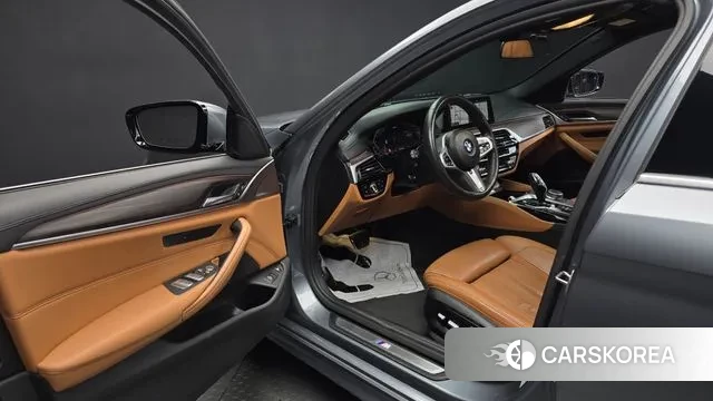 BMW 5 Series (G30) id 3530625 из Кореи 20