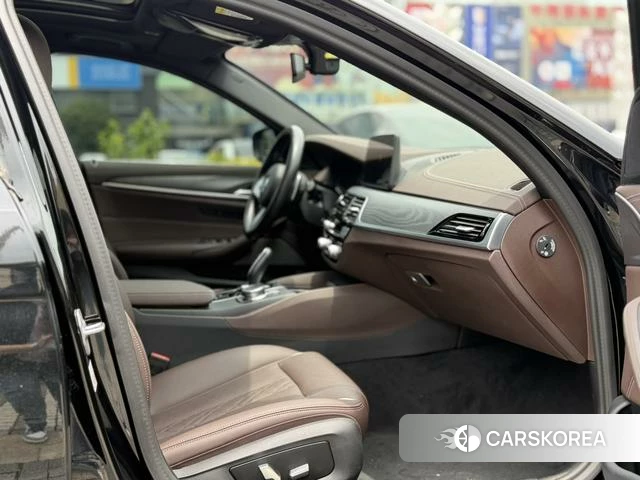 BMW 5 series id 4359257 из Китая 16
