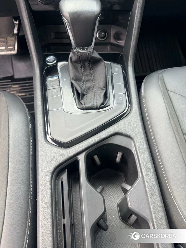 Volkswagen Tiguan L id 4210875 из Китая 20