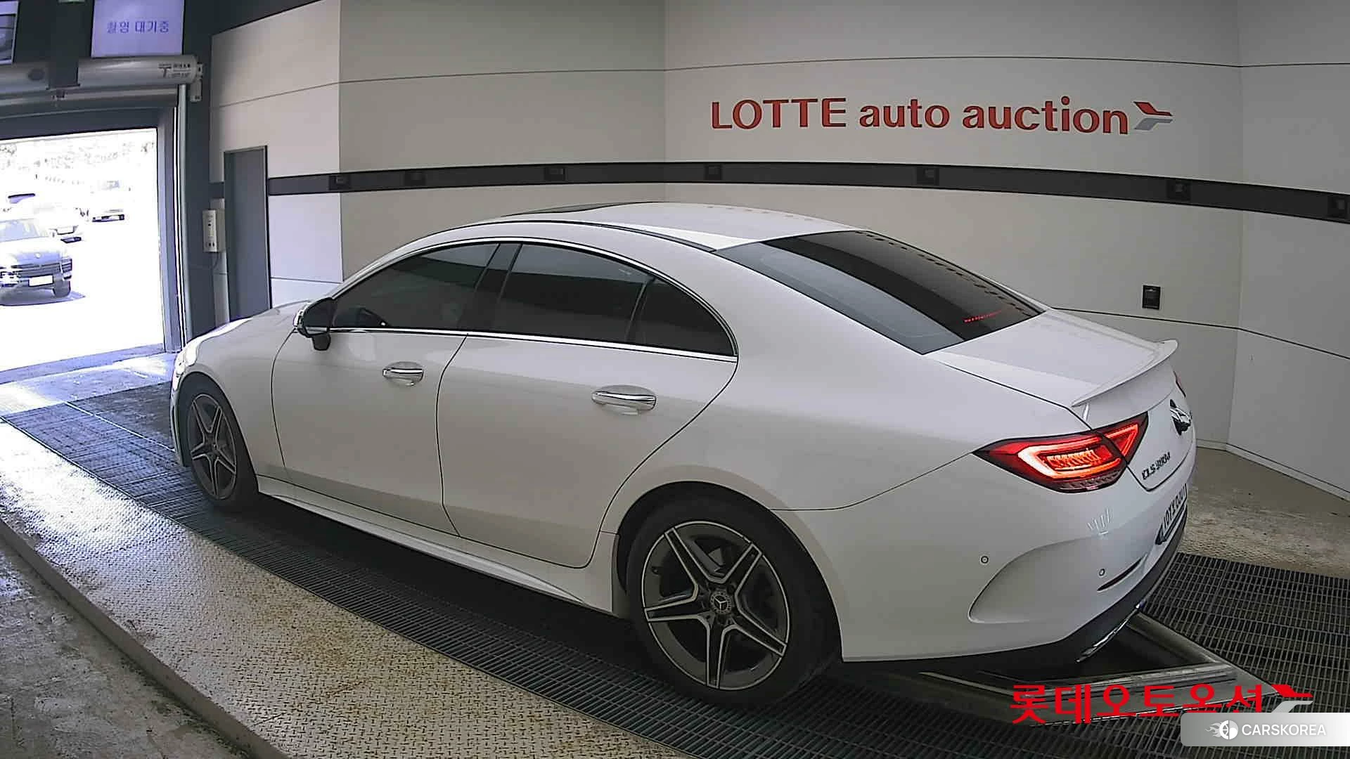 Mercedes-Benz Mercedes-Benz CLS300 d 4MATIC id 4296953 из Кореи 37