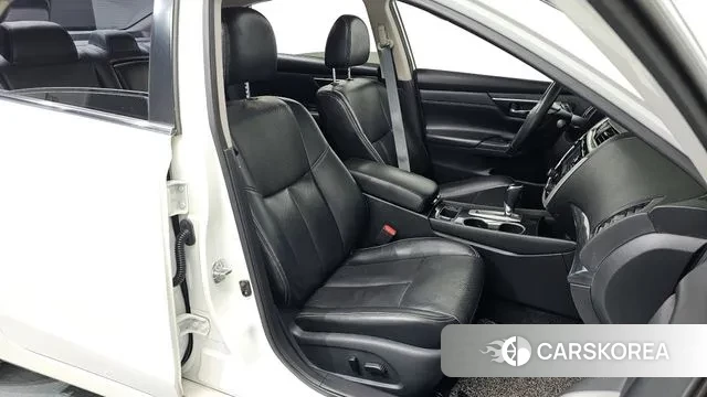 Nissan Altima id 3713952 из Кореи 20