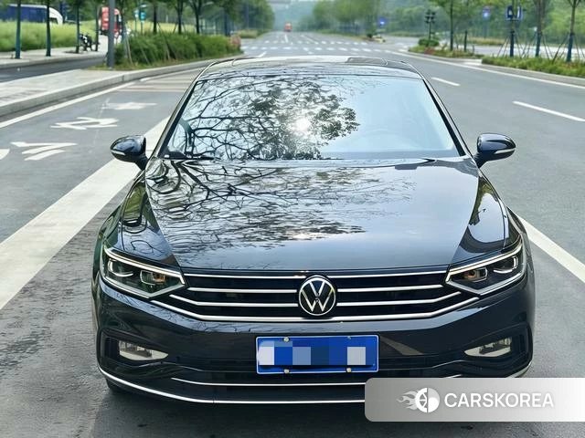 Volkswagen Magotan id 4290973 из Китая 10