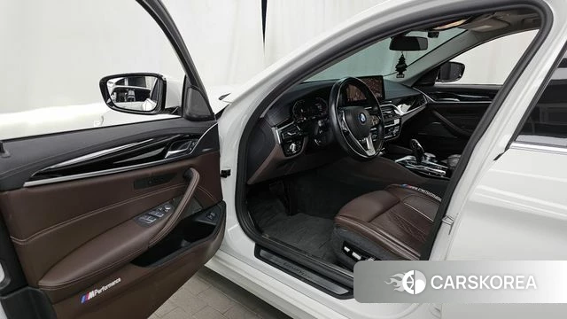 BMW 5 Series (G30) id 4250161 из Кореи 20