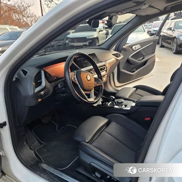 BMW 1 Series (F40) id 3694810 из Кореи 19