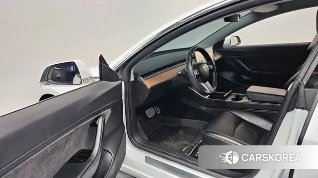 Tesla Model 3 id 3646724 из Кореи 20