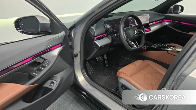 BMW 5 Series (G60) id 3952552 из Кореи 20