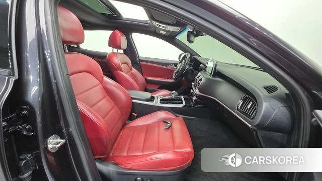 Kia Stinger id 4363417 из Кореи 34