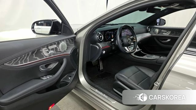 Mercedes-Benz E-Class W213 id 3851078 из Кореи 20