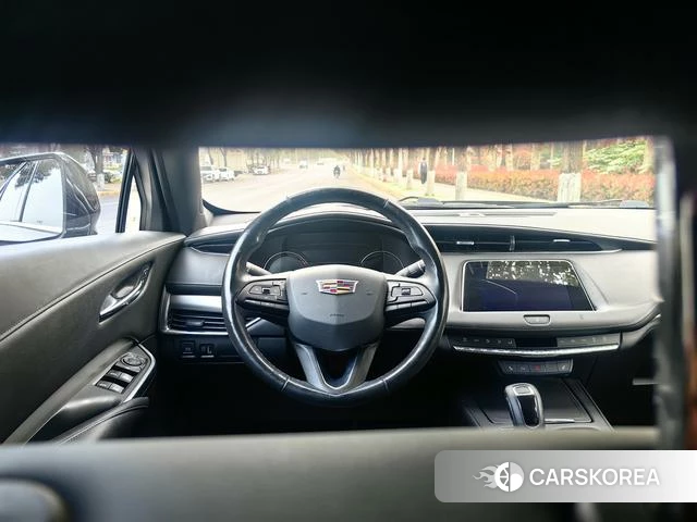 Cadillac XT4 id 3869581 из Китая 21