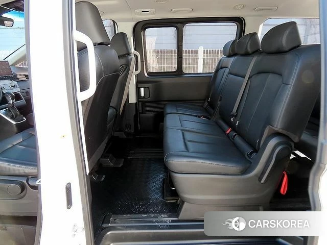 Hyundai Staria id 4206536 из Кореи 18