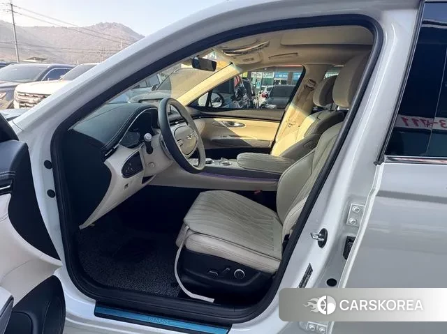 Genesis GV70 id 3684681 из Кореи 18