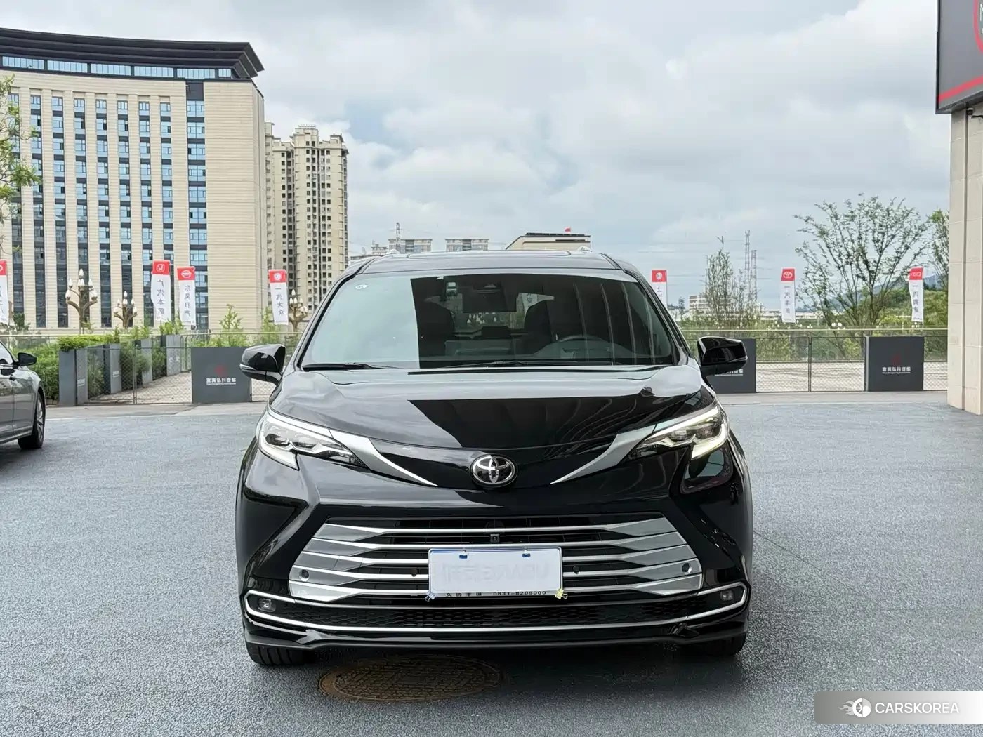 Toyota Sienna id 4514169 из Китая 11