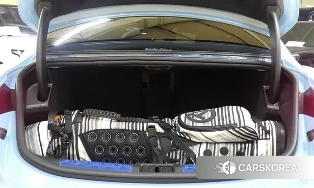 Porsche Taycan id 3047996 из Кореи 20