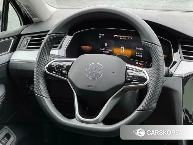 Volkswagen Magotan id 4366072 из Китая 19