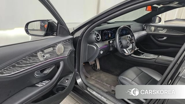 Mercedes-Benz E-Class W213 id 4736333 из Кореи 33