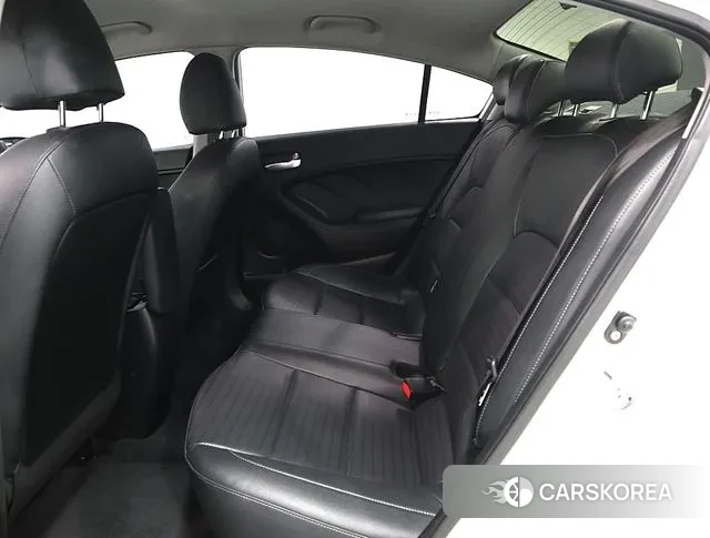 Kia The New K3 id 3789842 из Кореи 18