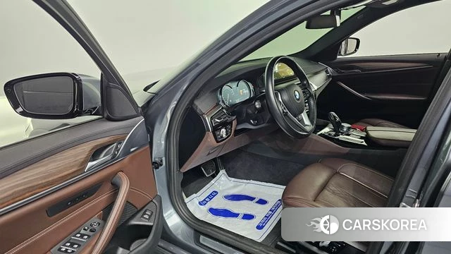 BMW 5 Series (G30) id 4020660 из Кореи 20