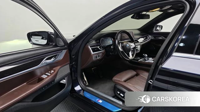 BMW 7 Series (G11) id 4689199 из Кореи 32
