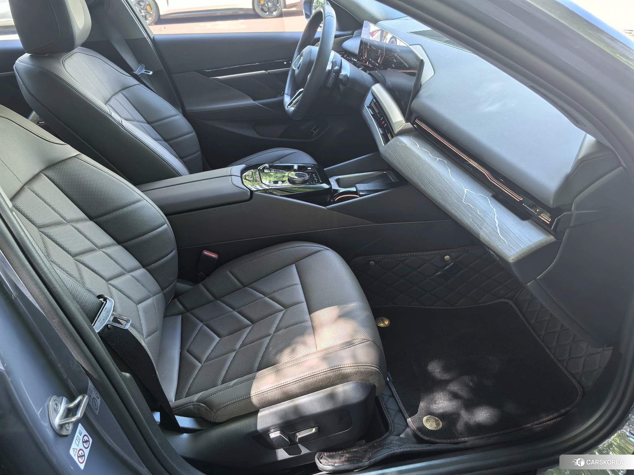 BMW 5 series id 4512682 из Китая 33