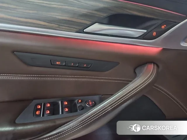 BMW 5 Series (G30) id 3574260 из Кореи 20