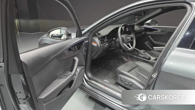 Audi A4 (B9) id 4500309 из Кореи 30