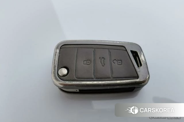 Volkswagen Bora id 4258512 из Китая 24