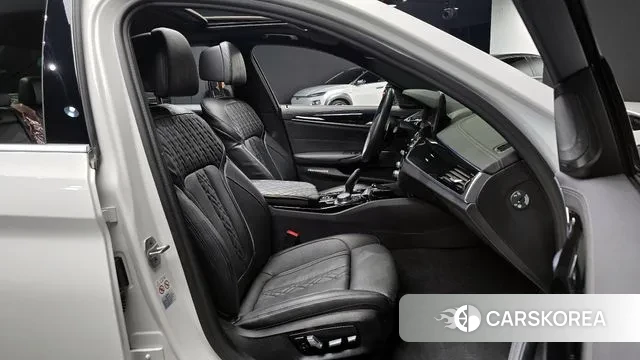 BMW 5 Series (G30) id 2895328 из Кореи 20